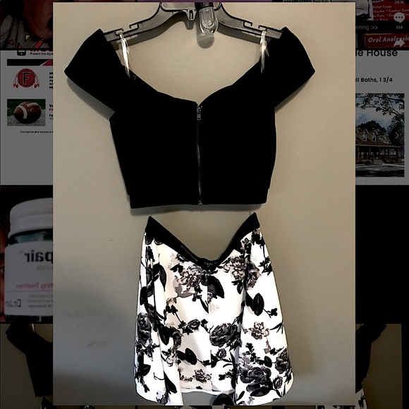 Gorgeous homecoming dress. - Picture 2 of 3